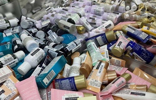 化妆品小样“圈粉”年轻人，背后暗藏安全隐患不容忽视